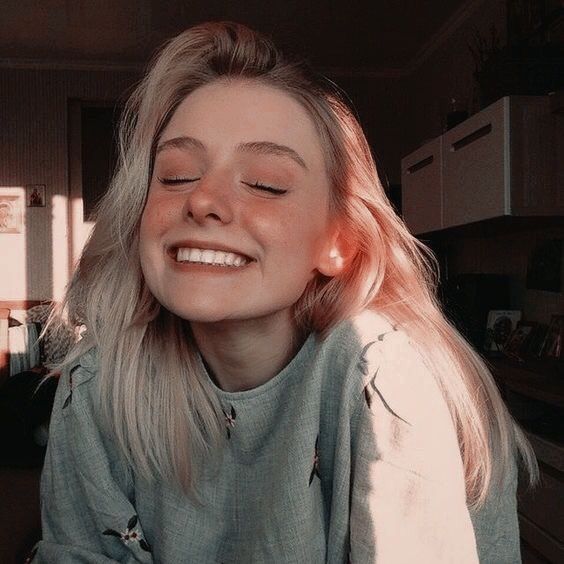 Alt Image